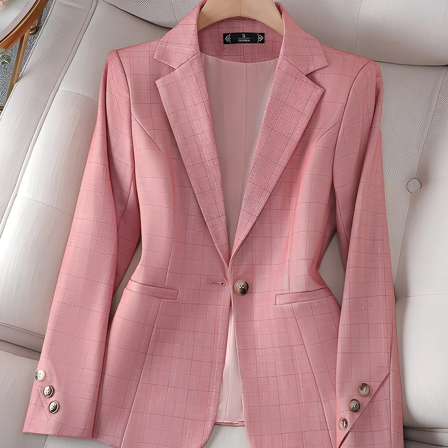 Claudia - Blazer chic à carreaux pour femmes – Image 4