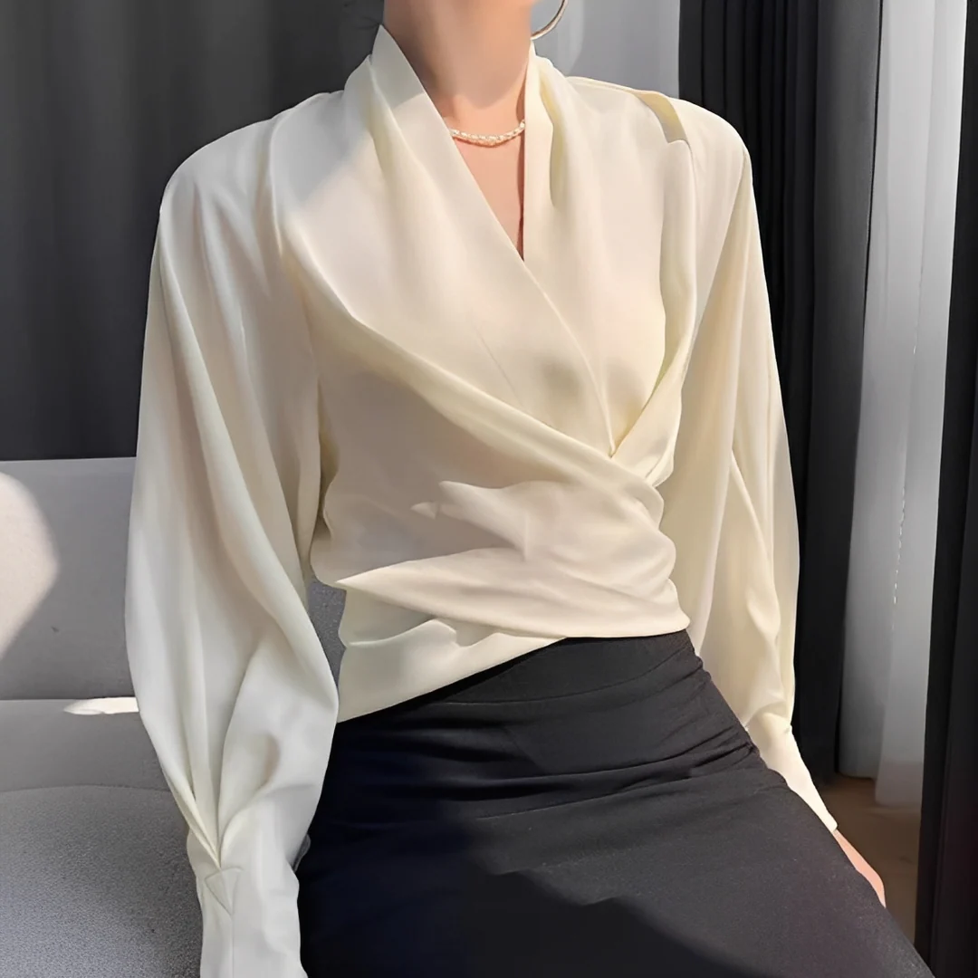 Natacha - Blouse chic et élégante pour femmes – Image 3