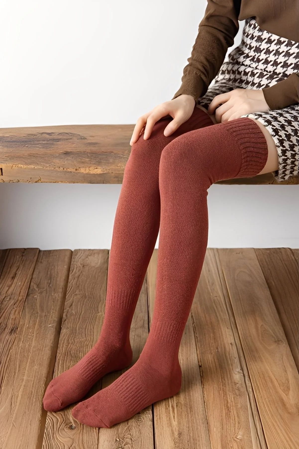 Hillary - Chaussettes longues en velours chaudes pour femmes – Image 2
