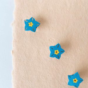 Les myosotis – pins ou boucles d’oreilles