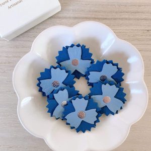 Broche bleuet – fleur de souvenir