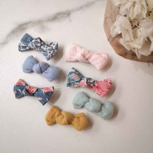 La Cigogne de Lily – Noeud sur barrette