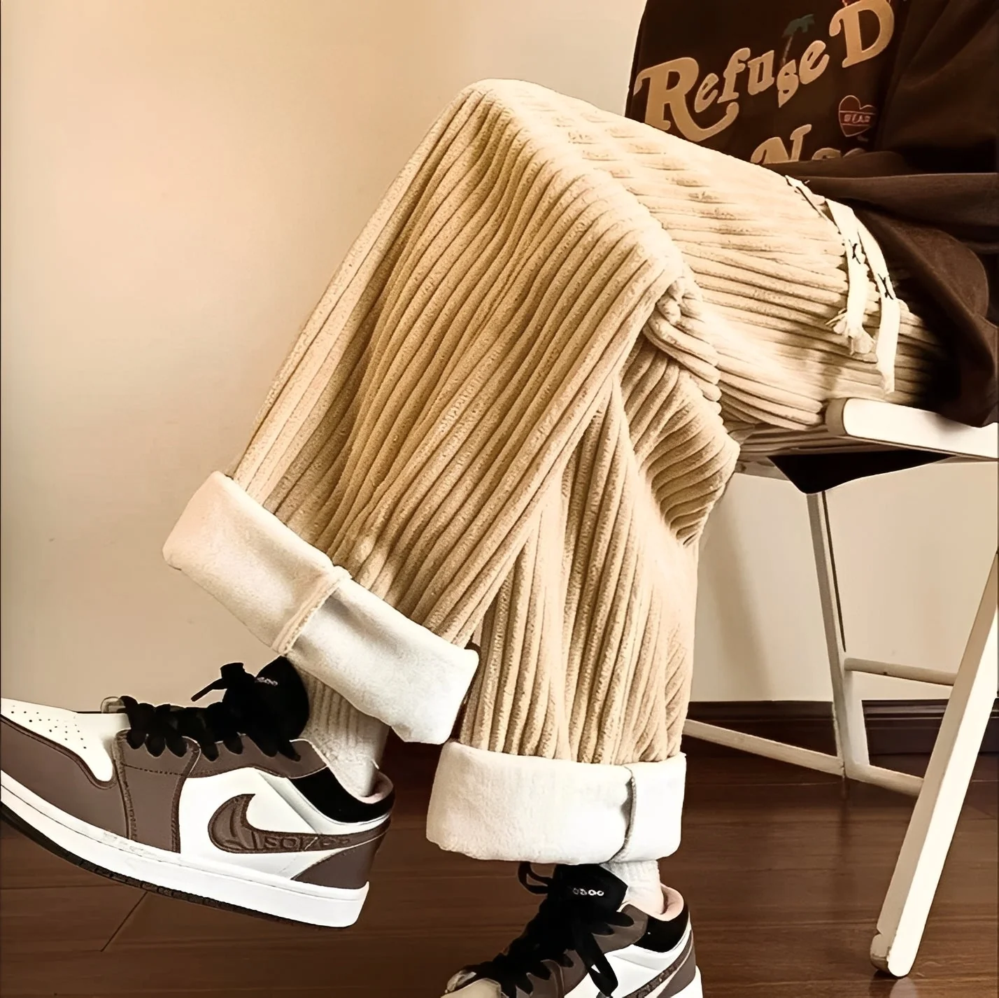 Kristian - Pantalon de jogging élégant et ample en velours côtelé pour hommes