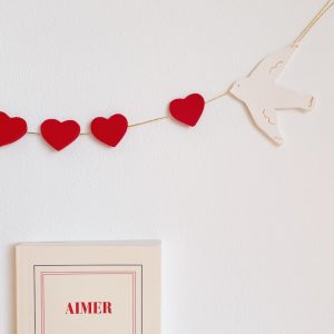 De l’amour dans l’air, ribambelle murale – pièce unique